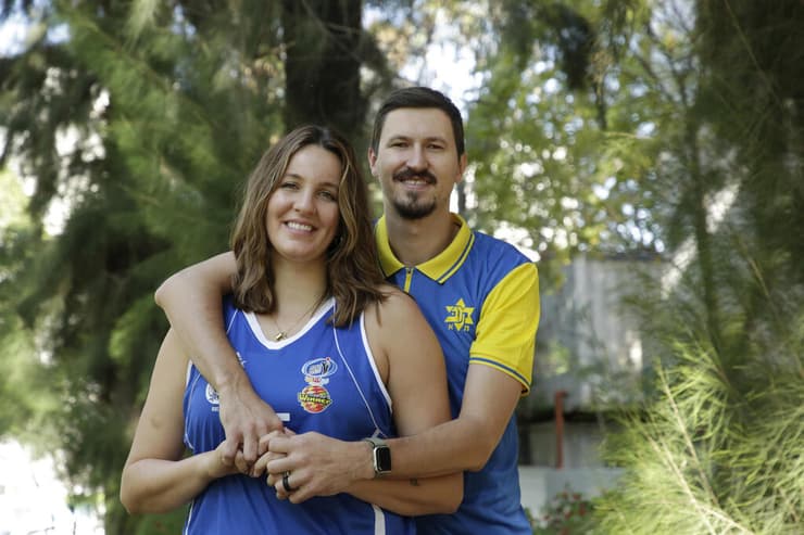 "במושגים של ספורטאים - זאת ברכה". פוילוב וכהן (צילום: ריאן) וסיה פוילוב אלכס כהן