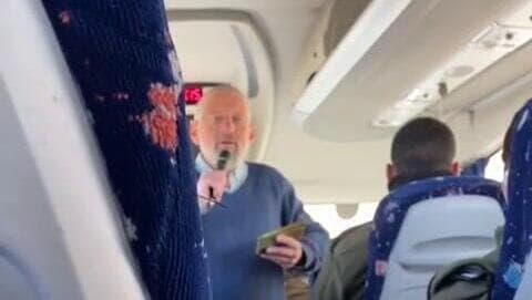 אל"מ במיל' גבע ראפ מטיף לטירונים וטירוניות נגד שירות נשים בשאטל של צה"ל