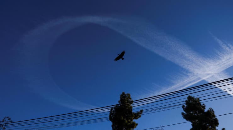 מחווה לחטופים בשמי ישראל שבוצעה על ידי טייס
