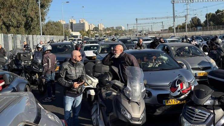 הפקק הבוקר באיילון