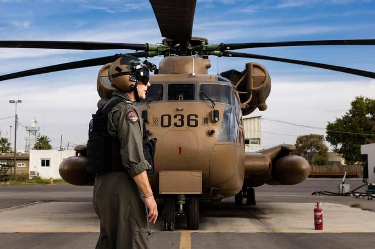 סרן (מיל') ח', מכונאי מוטס בטייסת יסעורים בחיל האוויר