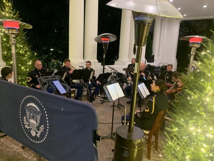 טקס הדלקת הנרות המסורתי בבית הלבן לכבוד חג החנוכה