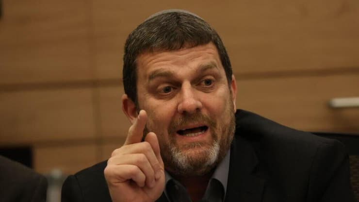 ח"כ עמית הלוי. הצביע נגד: "אסור שהתוכנית המבצעית תחזור על הכשלים של שיטת הפשיטות" (צילום: אלכס קולומויסקי ) דבריה של אביטל, אשתו של הנגד א' החשוד בפרשת הדלפת המסמכים בועדת החוץ והביטחון - הצעת חוק מסירת מידע סודי לראש הממשלה ולשרים , עמית הלוי