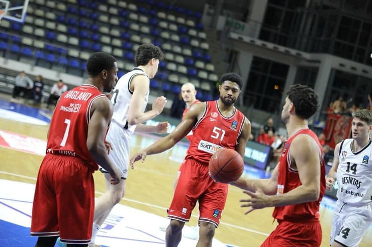 שחקן הפועל ת"א ברונו קאבוקלו