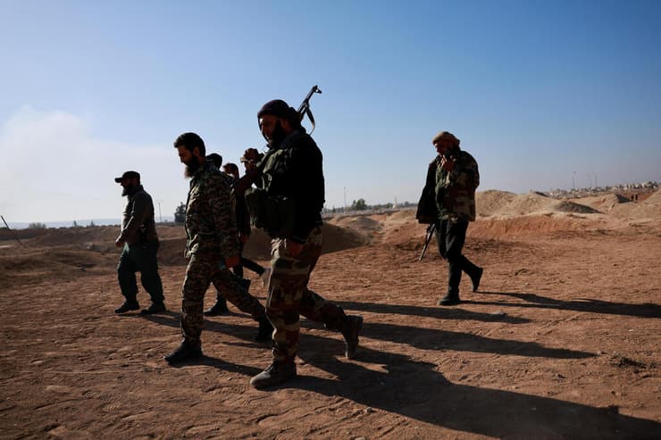 סוריה קברי אחים של משטר אסד ב נג'חה