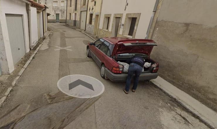 גוגל סטריט ויו תמונה חשפה רצח ב ספרד