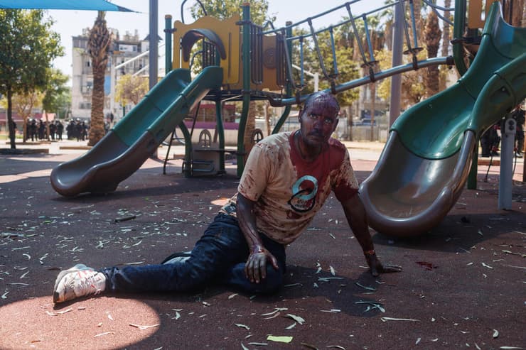 תערוכה עדות מקומית 