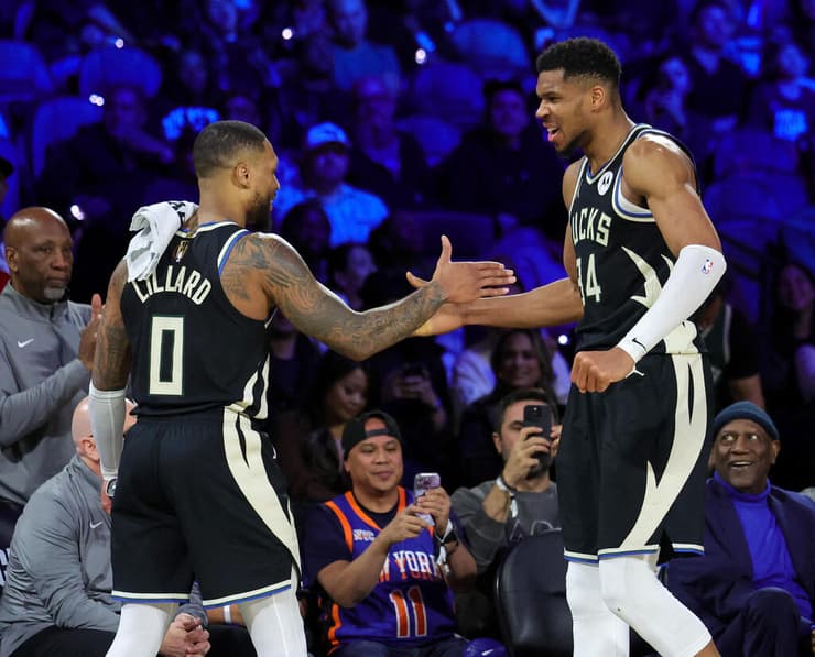 לילארד ויאניס חוגגים