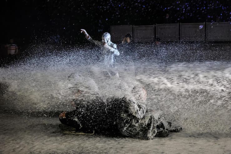 תערוכה עדות מקומית 
