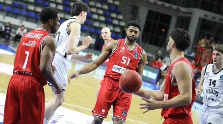 שחקני הפועל תל אביב מרוצים (אחר) שחקני הפועל תל אביב מרוצים