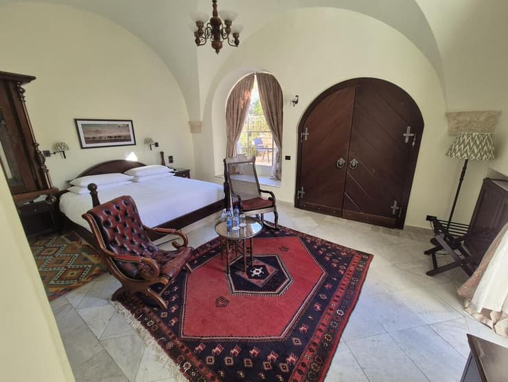 החדר אפוף ההיסטוריה