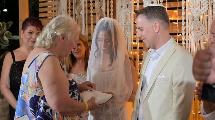 מרגלית, גל וניב 