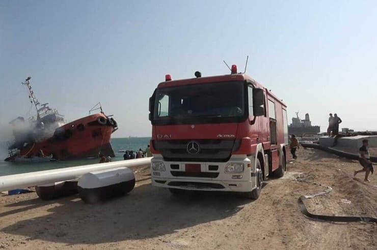 ההרס בנמל חודיידה כתוצאה מתקיפות צה"ל הלילה ההרס בנמל חודיידה כתוצאה מתקיפת צה"ל