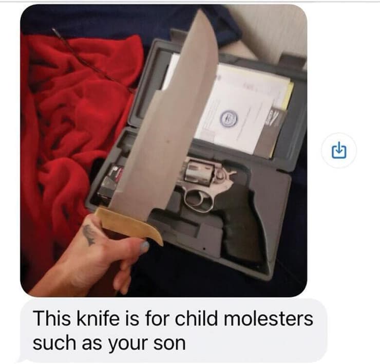 "הסכין הוא עבור מתעלל בילדים כמו הבן שלכם" (משרד המשפטים האמריקני) הודעת איום נגד משפחת מלונאים יהודית-אמריקנית