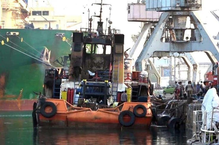 ההרס בנמל חודיידה כתוצאה מתקיפת צה"ל