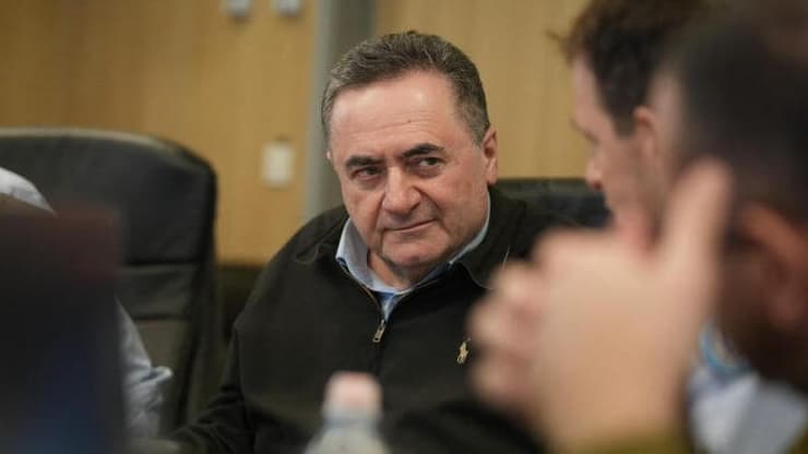 שר הביטחון ישראל כ"ץ במהלך התקיפה בתימן 