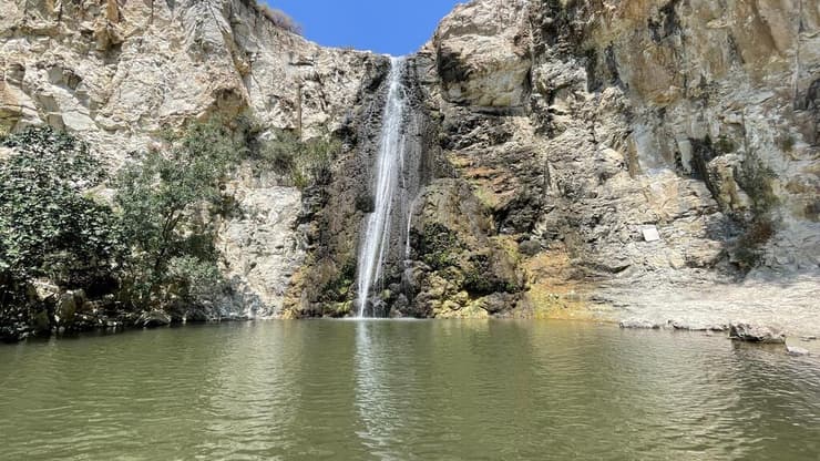 המפל הלבן בנחל אל על