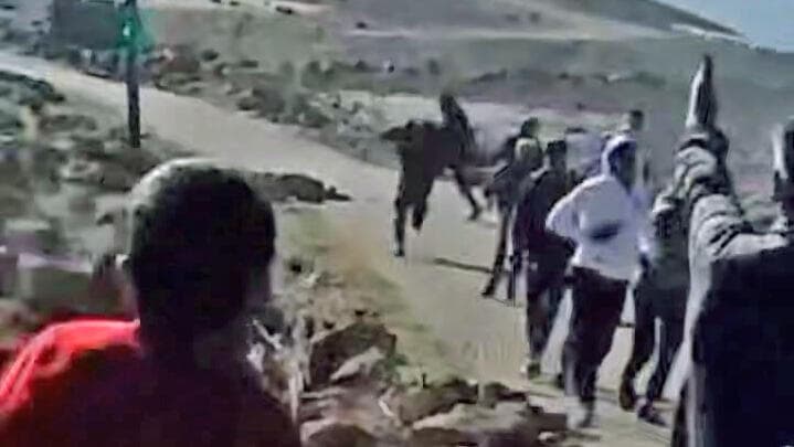 דיווח: ירי על צעיר סורי שהפגין נגד פעילות צה"ל בסוריה