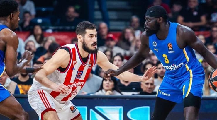 מריאל שאיוק (ג'ורג'יה קוסטיץ') מריאל שאיוק