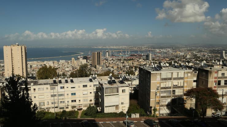 מבט על חיפה משכונת הדר עליון