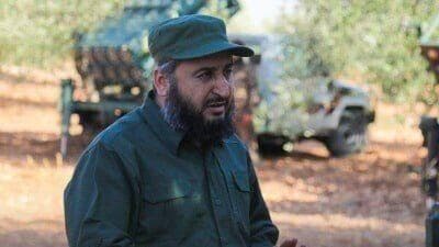 מרהף אבו קסרה מפקד הזרוע הצבאית של ארגון המורדים הייאת תחריר א-שאם שמונה לשר ההגנה ב סוריה