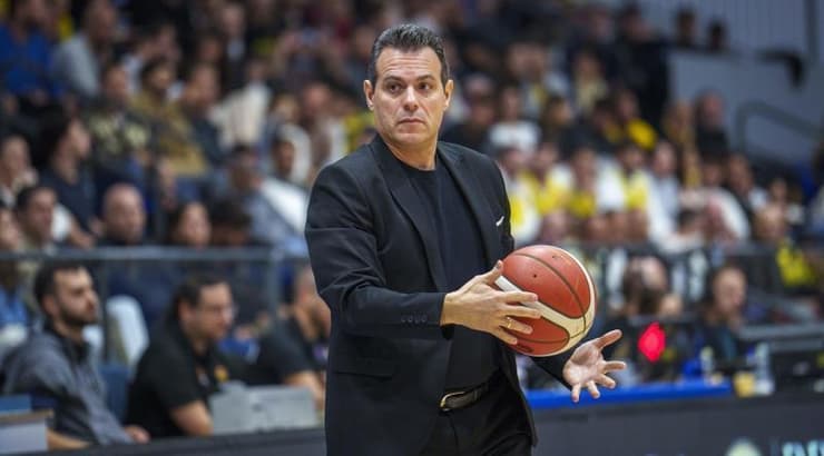 דימיטריס איטודיס (רועי כפיר) דימיטריס איטודיס