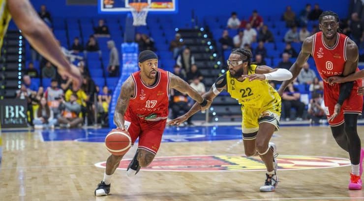 מרקוס פוסטר מול קרלוס מרשל (רועי כפיר) מרקוס פוסטר מול קרלוס מרשל