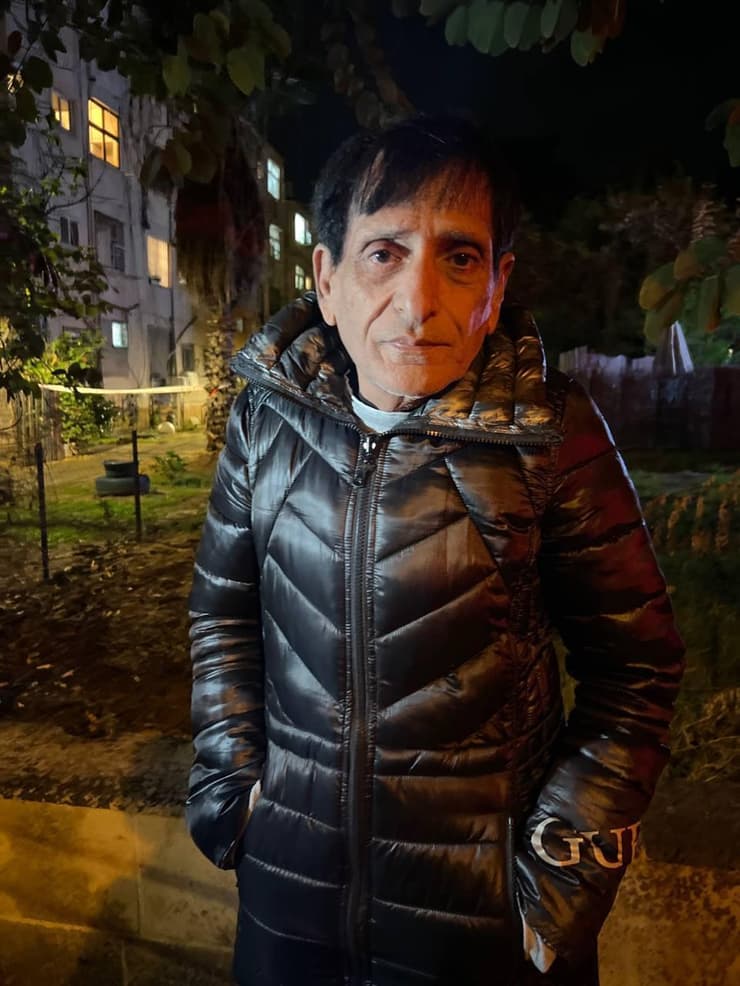 מאיר אוחנה, גר בסמוך לאזור הנפילה ביפו תל אביב 