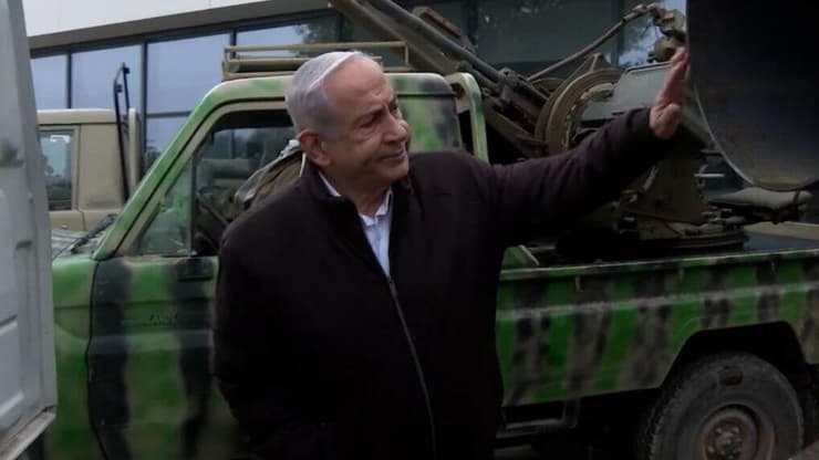 ביקש "להתאזר בסבלנות". נתניהו בצפון (צילום: רועי אברהם, לע"מ) רה"מ בנימין נתניהו עם הקבינט המדיני-ביטחוני בפיקוד צפון