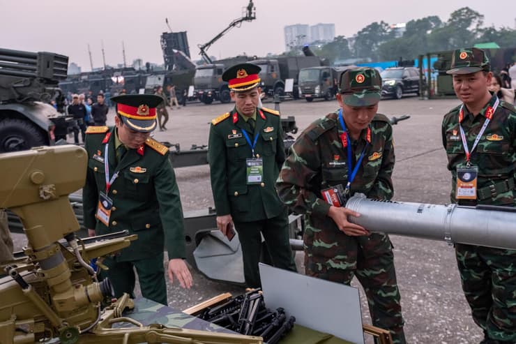 תערוכת הנשק בהאנוי בירת ויטנאם  - יריד ההגנה הבינלאומי 2024