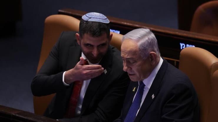 רה"מ בנימין נתניהו במליאת הכנסת, דיון 40 החתימות