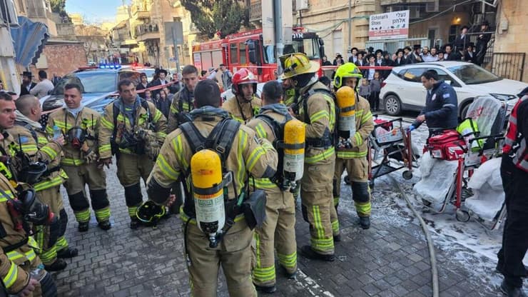 זירת השריפה ברחוב דוד ילין בירושלים