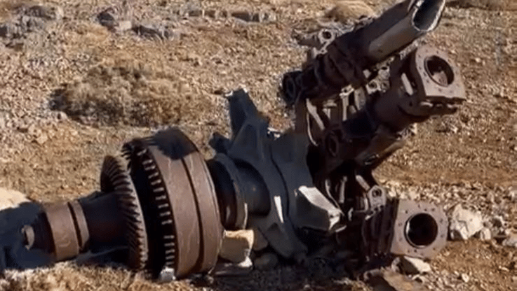 הרוטור הקדמי שאותר בחרמון הסורי (צילום: דובר צה"ל) נמצא חלקו של מסוק חיל האוויר שהתרסק בסוריה לפני חמישים שנה