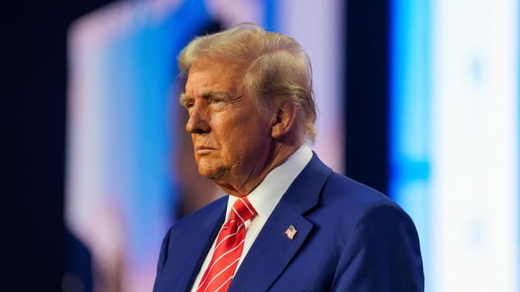 טראמפ. "דבר ראשון כשנכנסתי אמרתי לו שנתניהו מוסר לו ד"ש חם" (צילום: Cheney Orr, Reuters) נשיא ארה"ב דונלד טראמפ