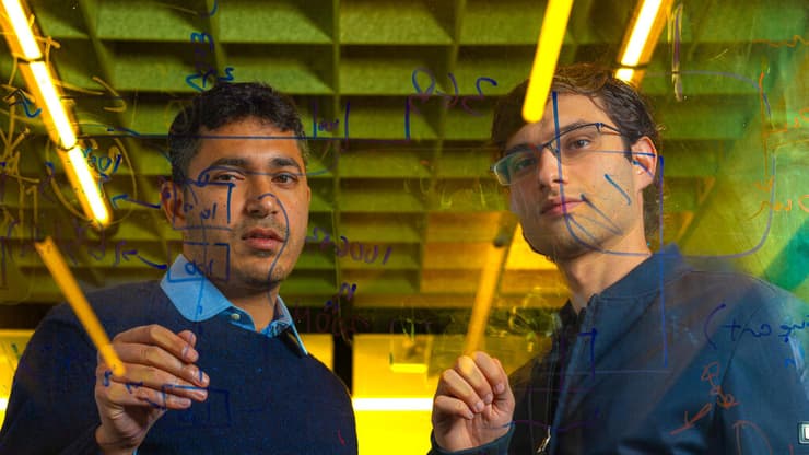  מייסדי דקארט, דין לייטרסדורף (מימין) ומשה שלו