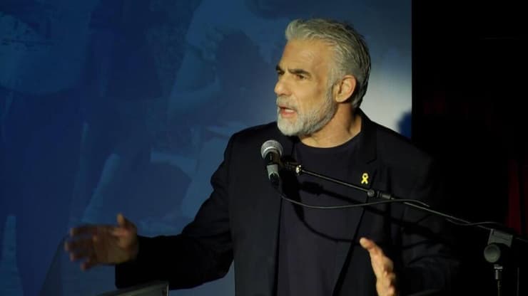 הפגנה נגד אבי מעוז בהשתתפות לפיד וגנץ