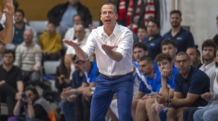 שמוליק ברנר (רועי כפיר) שמוליק ברנר