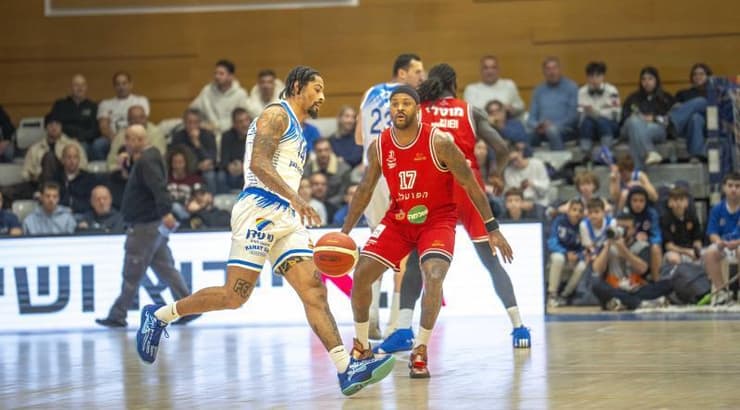 רוברטו גלינאט מול מרקוס פוסטר (רועי כפיר) רוברטו גלינאט מול מרקוס פוסטר