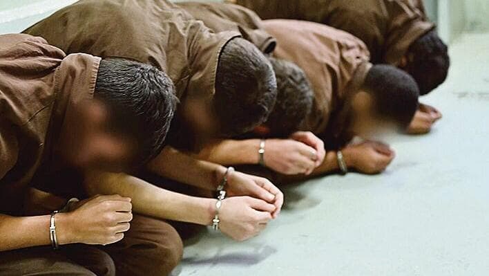 יישפטו בבית משפט צבאי ייעודי. מחבלי נוחבה במעצר (צילום: דוברות שב"ס) מחבלי נוח'בה במעצר