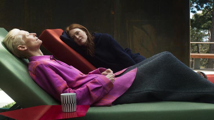 מתוך "החדר הסמוך"