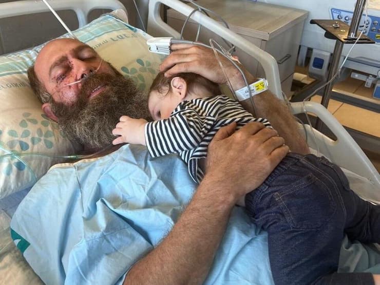 משה בכר נפצע בלחימה ונמצא בחלקת השיקום באיכילוב