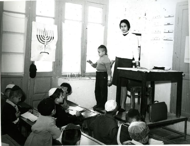 חגיגות חנוכה בטהרן ב-1960 (צילום: ארכיון קק"ל) חגיגות חנוכה בטהרן ב-1960