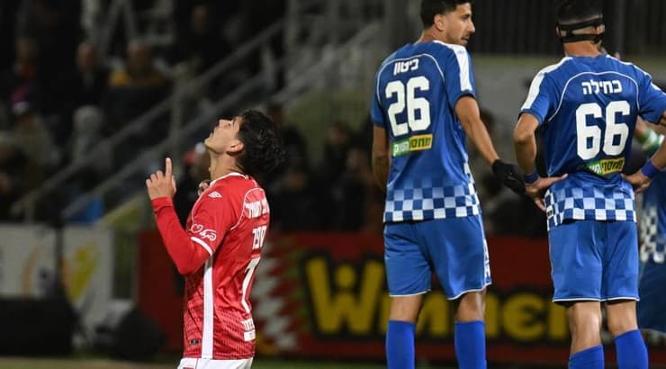 אנטוניו ספר חוגג