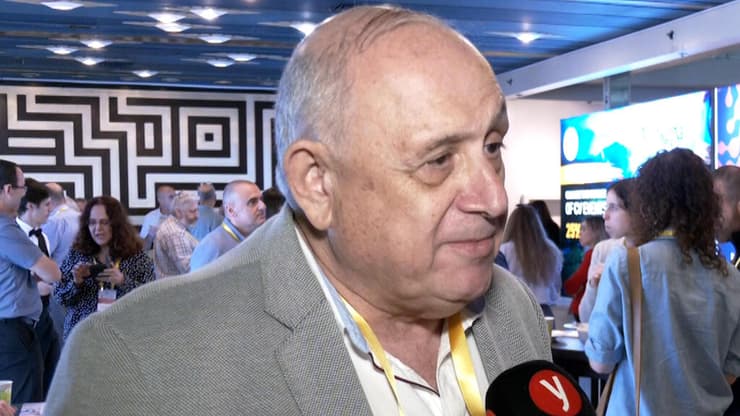 ד"ר דוב גביש (ליאור שרון) פרופ' דב גביש