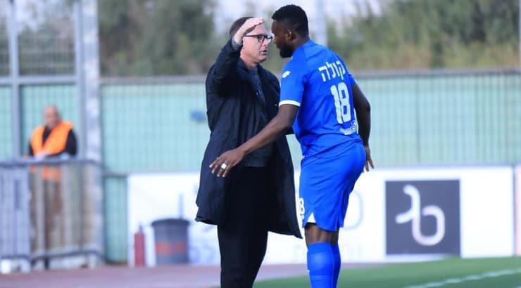 ריצ'ארד קולה חוגג עם תומר קשטן (חג'אג' רחאל) ריצ'ארד קולה חוגג עם תומר קשטן