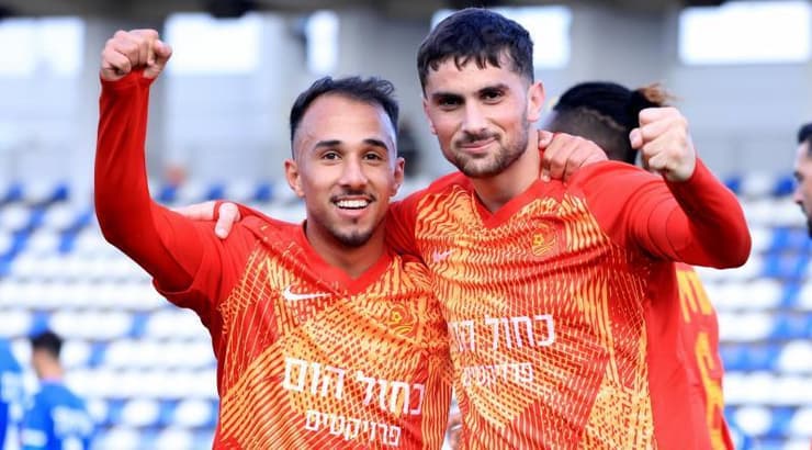 רביד אברג'יל ומוחמד כנעאן חוגגים (חג'אג' רחאל) רביד אברג'יל ומוחמד כנעאן חוגגים