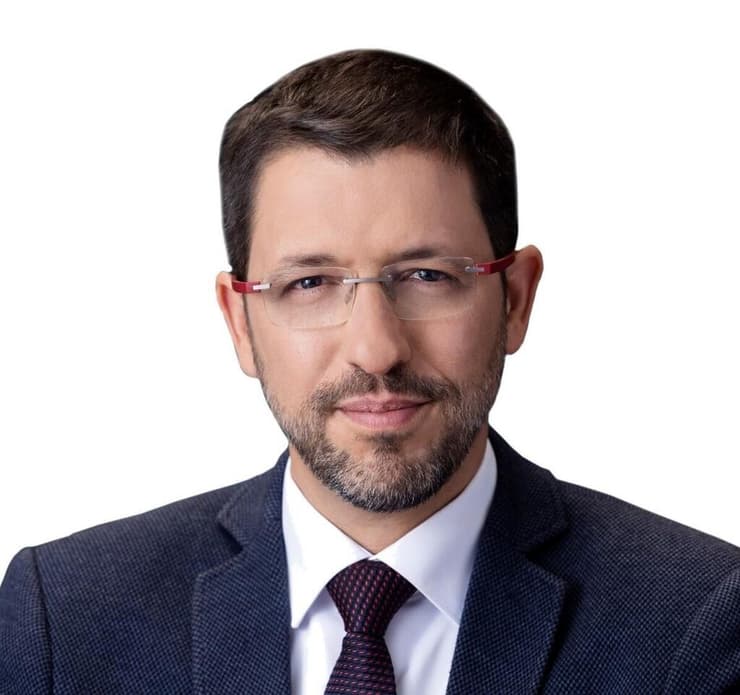 צבי ציקי אבישר