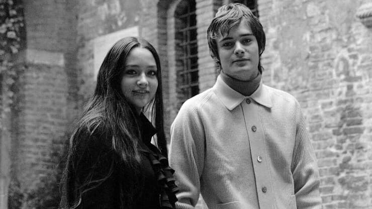 ליאונרד וויטינג ואוליביה האסי (צילום: AP) ליאונרד וויטינג ואוליביה האסי