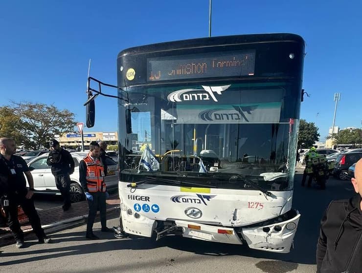 האוטובוס הפוגע