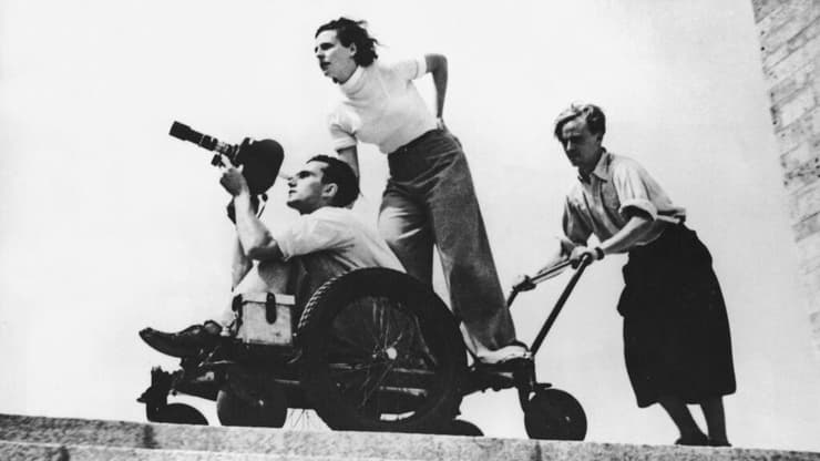 ריפנשטאהל בעת צילומי "ניצחון הרצון", 1936